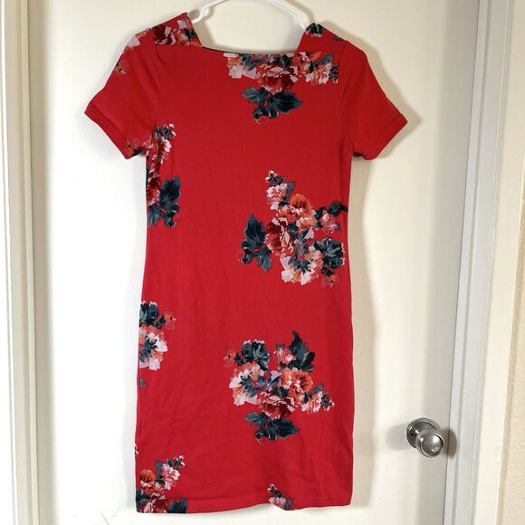 Joules dress Short Sleeve Red with front pockets Size 4 - Picture 2 of 8